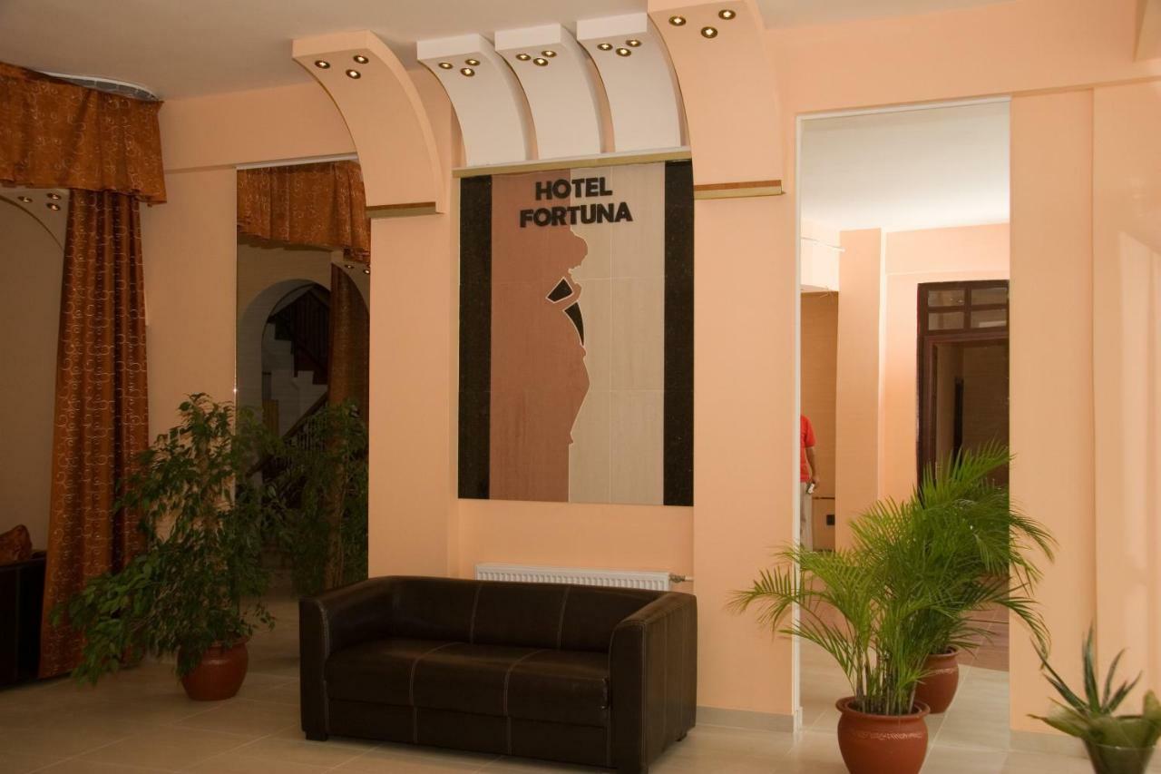 Hotel Fortuna Davod Экстерьер фото