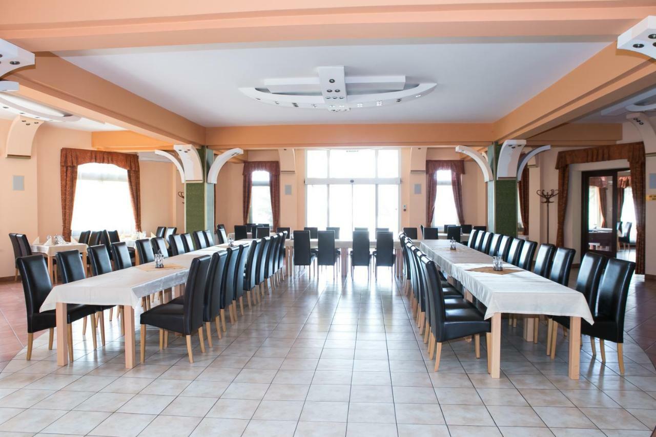 Hotel Fortuna Davod Экстерьер фото