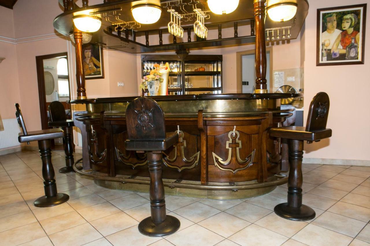 Hotel Fortuna Davod Экстерьер фото