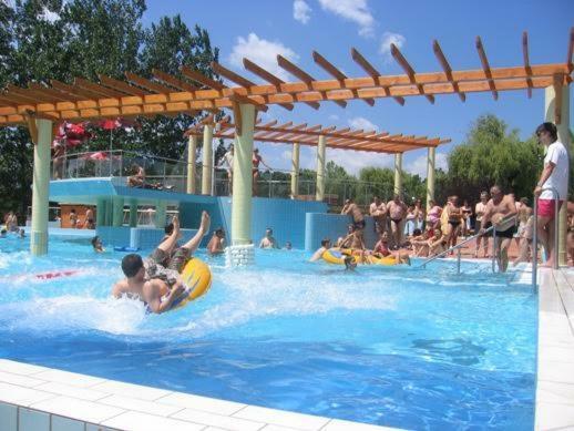 Hotel Fortuna Davod Экстерьер фото