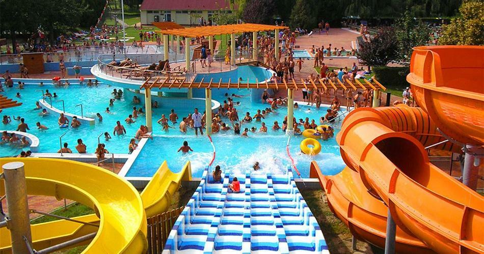 Hotel Fortuna Davod Экстерьер фото