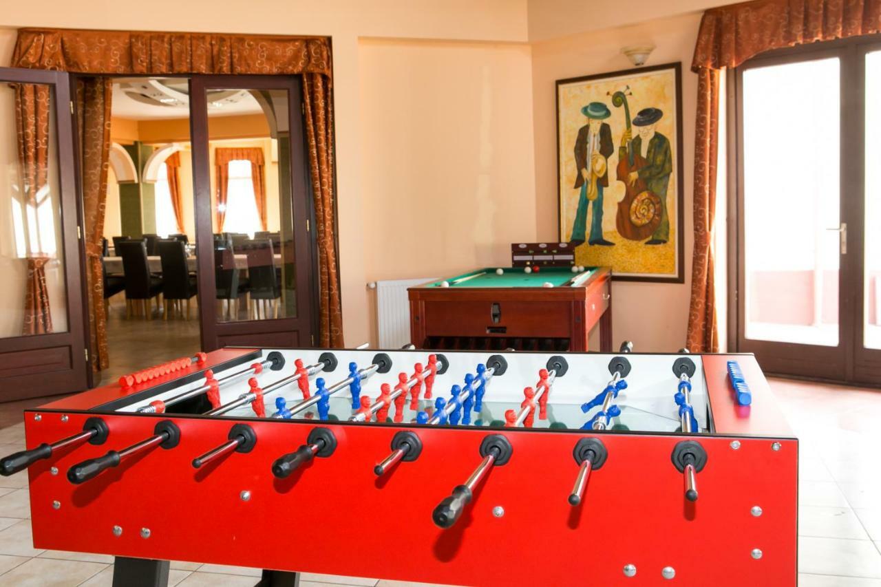 Hotel Fortuna Davod Экстерьер фото