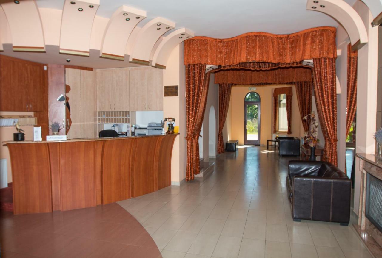Hotel Fortuna Davod Экстерьер фото